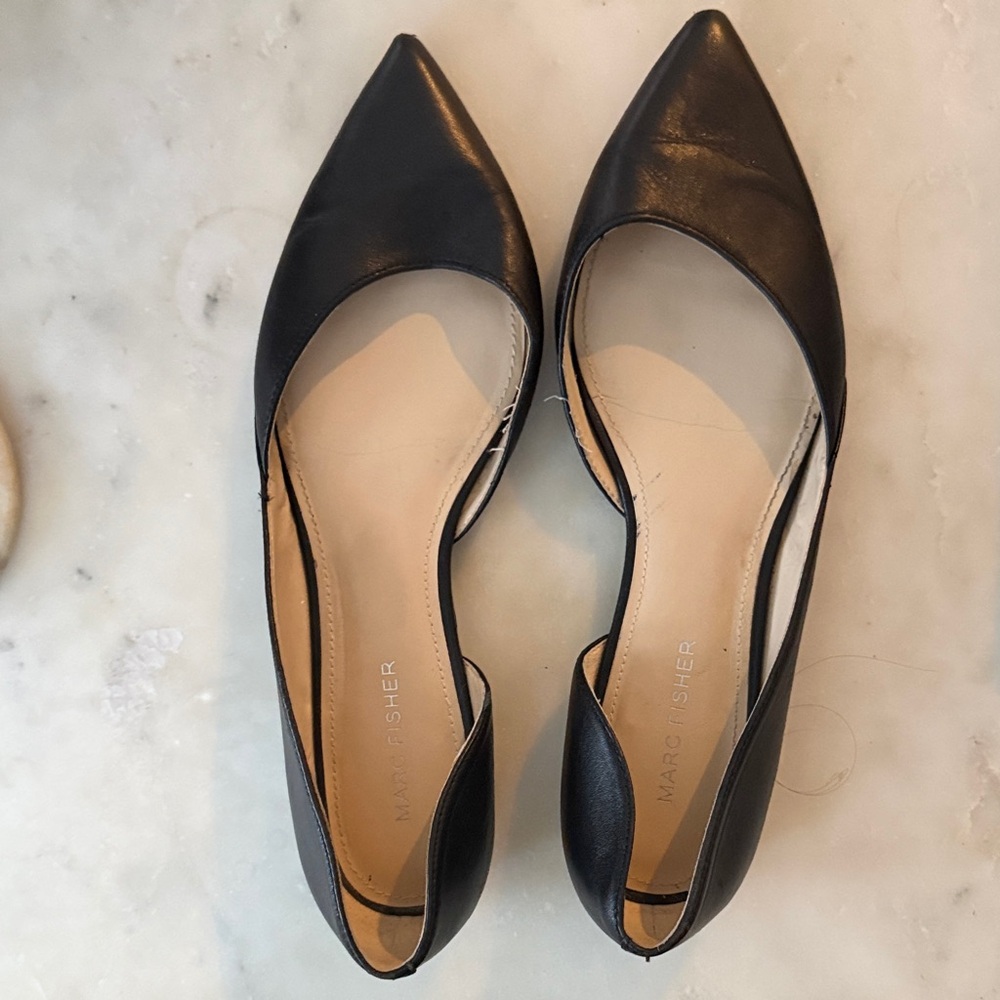 Marc Fisher Black Pointed Flats